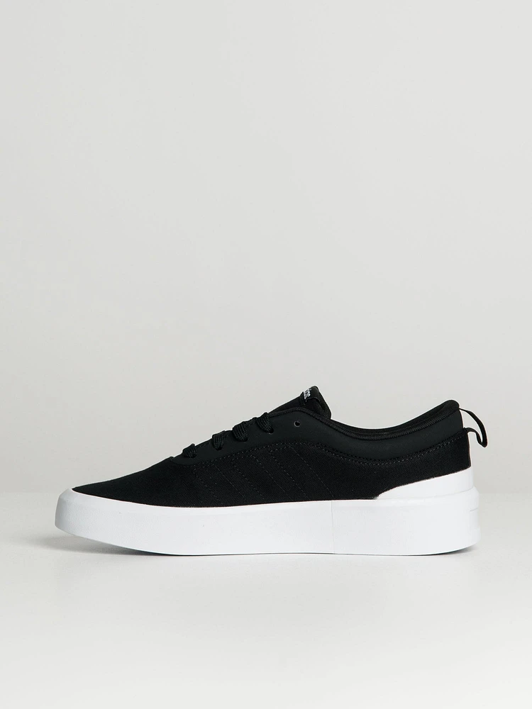 BASKETS ADIDAS FUTURE VULC POUR FEMMES - LIQUIDATION