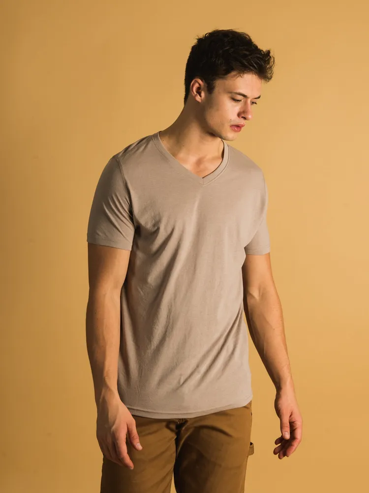 VICTOR VNECK T-SHIRT