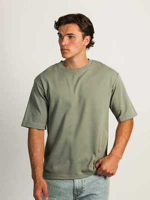 BOXY FIT TEE- GREEN