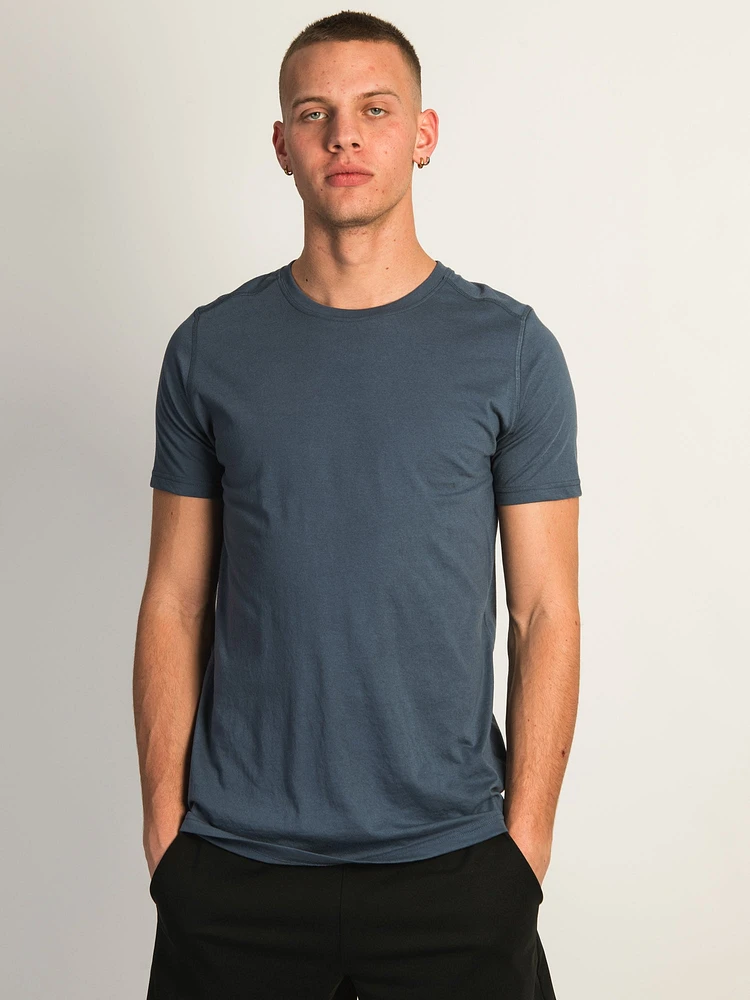 T-SHIRT BOATHOUSE VICTOR CREWNECK – POWDER BLUE