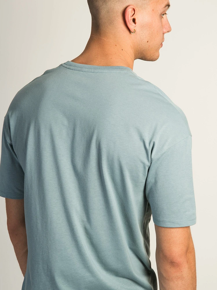 T-SHIRT BOATHOUSE LONG FIT – POWDER BLUE