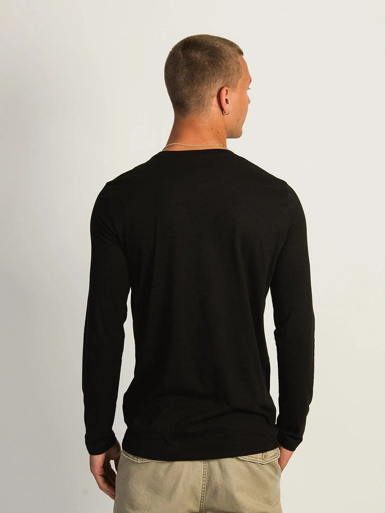 LONG SLEEVE CREWNECK TEE