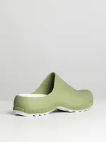 WOMENS COUGAR SVEN SLIP ON