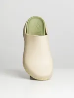 WOMENS COUGAR SVEN SLIP ON