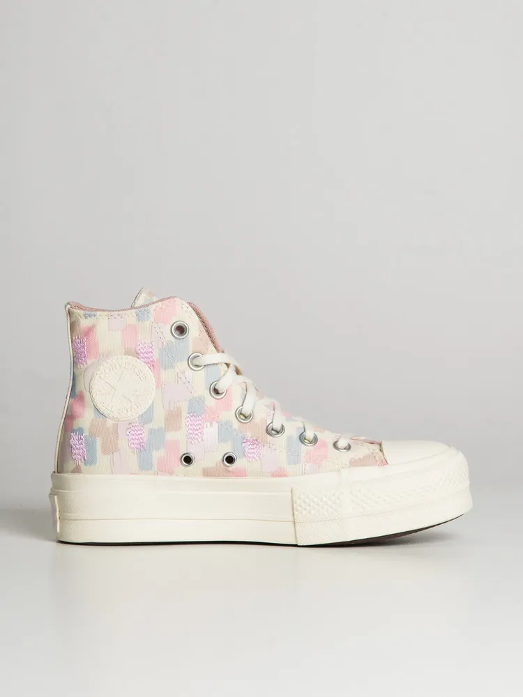 WOMENS CONVERSE CHUCK TAYLOR ALL-STARS LIFT - CLEARANCE