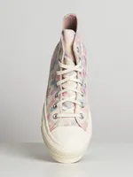 WOMENS CONVERSE CHUCK TAYLOR ALL-STARS LIFT - CLEARANCE