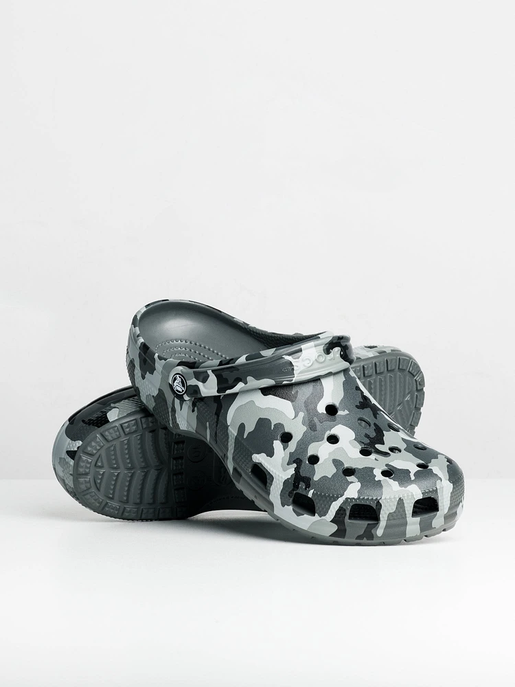 MENS CROCS CLASSIC CAMO CLOGS - CLEARANCE