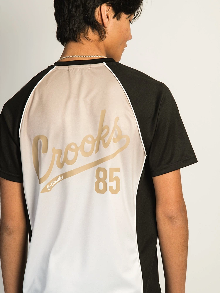 CROOKS & CASTLES SOCCER JERSEY T-SHIRT