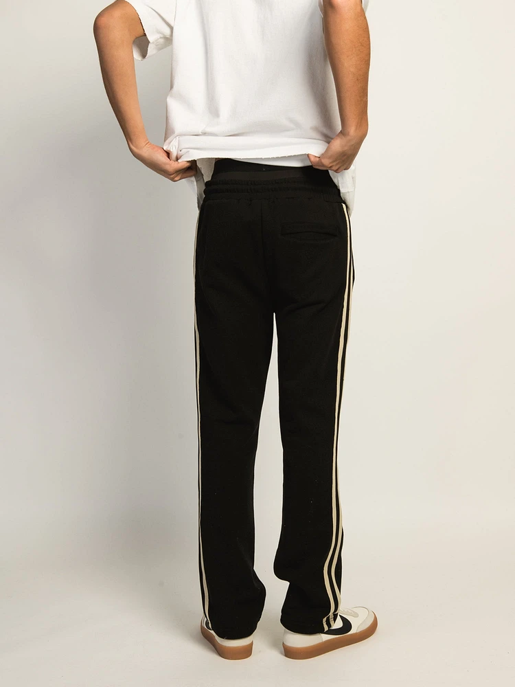 CROOKS & CASTLES 85' OPEN BTM FLC PANT - BLACK