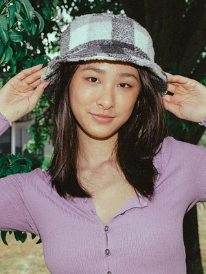 DLG BUCKET HAT - BLACK/WHITE PLAID SHERPA CLEARANCE