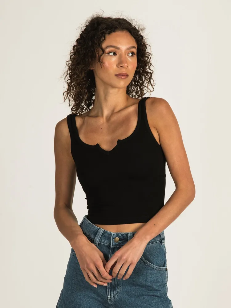 DYNAMIC RIB CENTER CUT CROP TANK