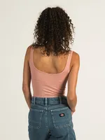 DYNAMIC RIB CENTER CUT CROP TANK