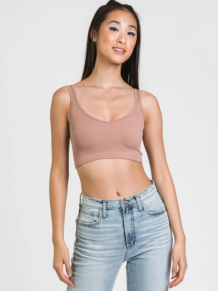 DYNAMIC V-NECK BRAMI