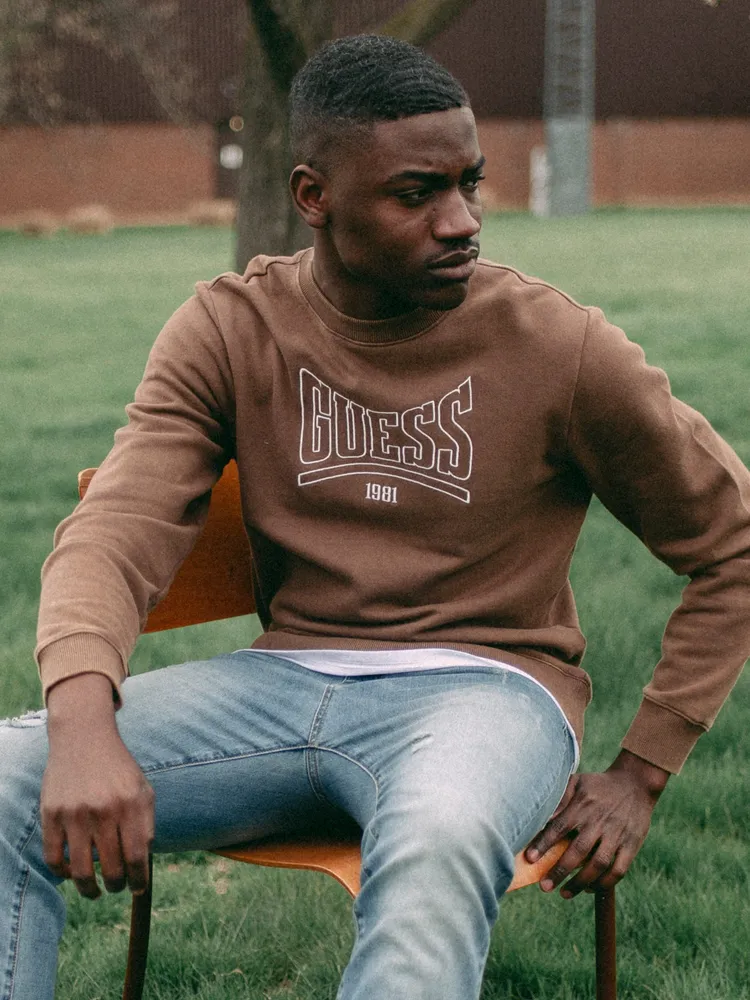 GUESS ECO ROY RETRO LOGO SWEATSHIRT