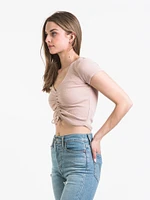T-SHIRT À COL EN V FRONCÉ POUR FEMMES