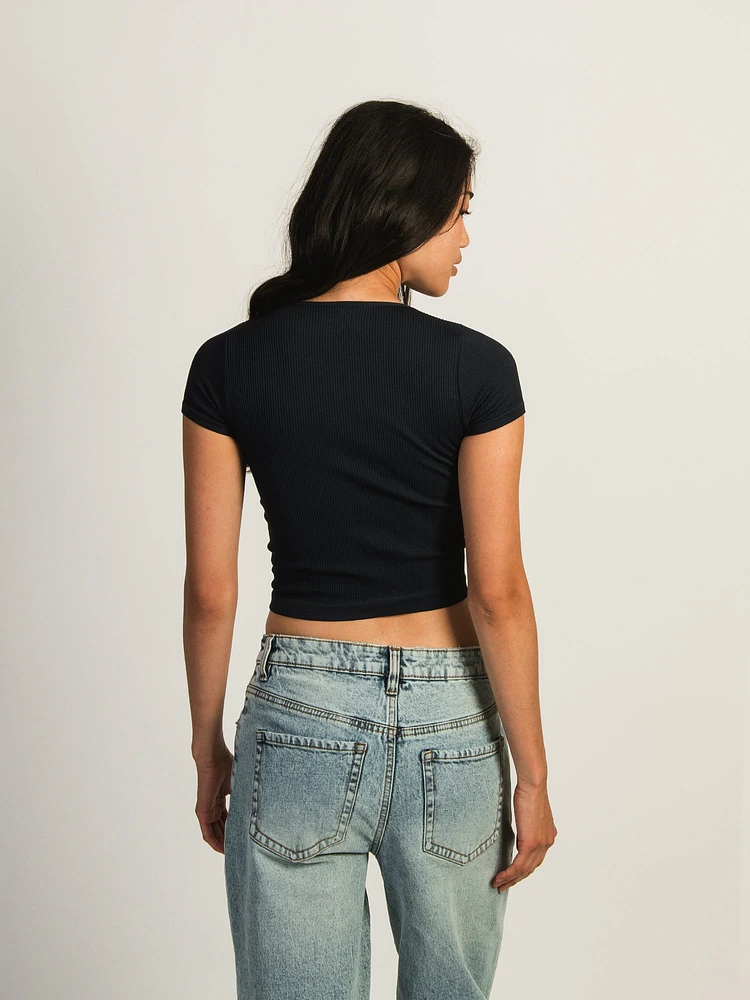 HARLOW RIBBED SEAMLESS TEE