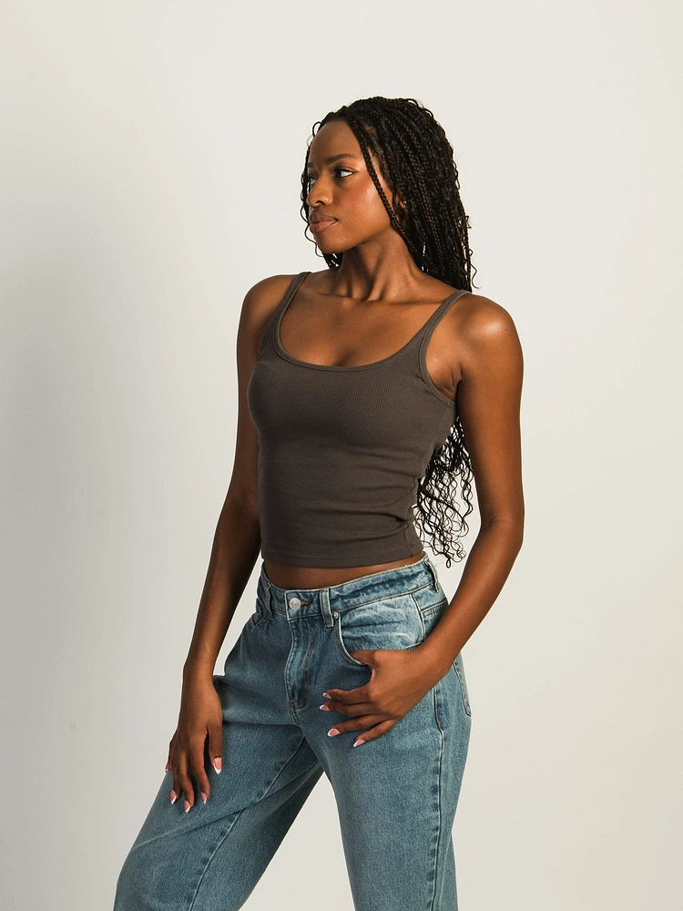 HARLOW ESSENTIAL RIBBED TANK TOP