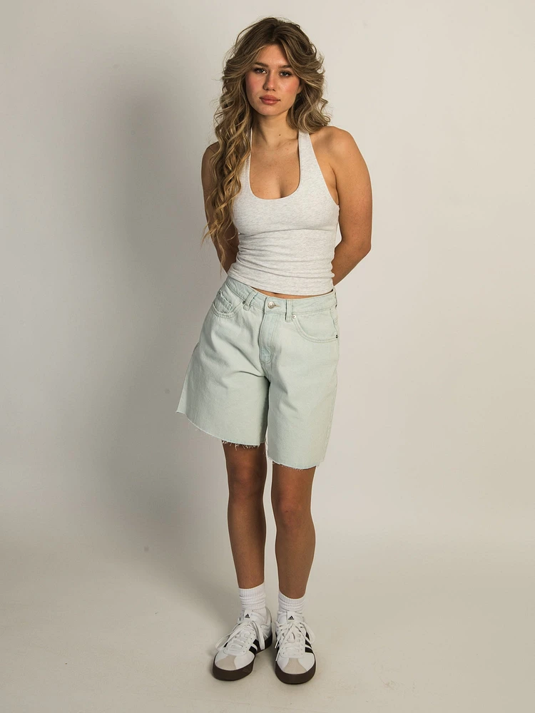 HARLOW DANI MELANGE HALTER TOP - CLOUD