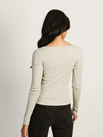 HARLOW ESSENTIAL LONG SLEEVE SCOOPNECK