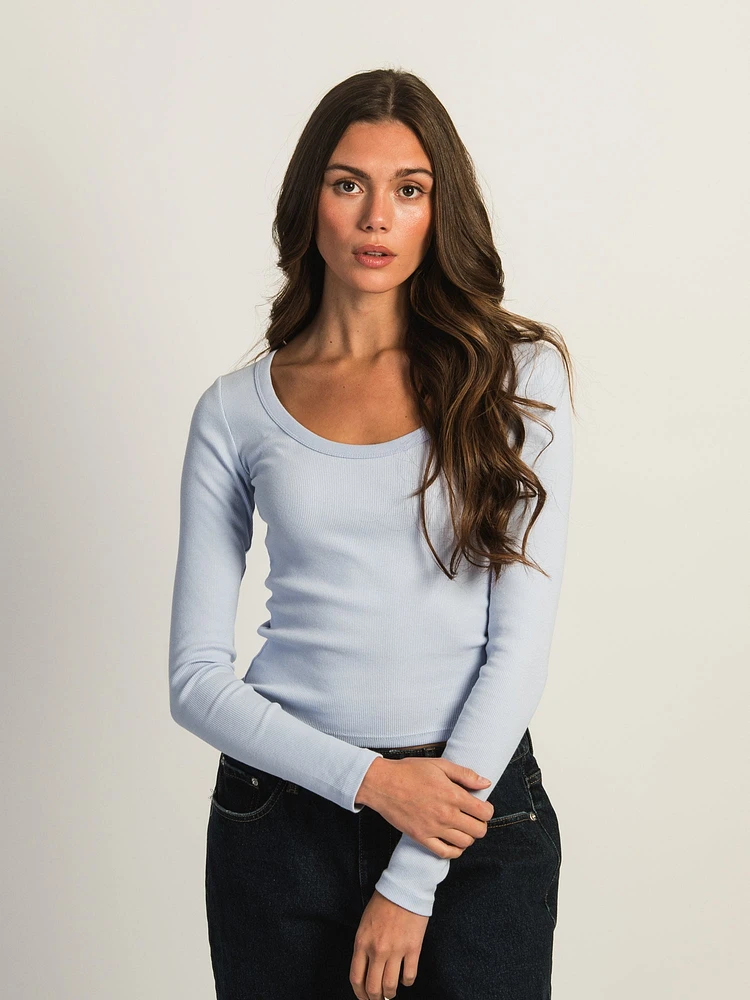 HARLOW ESSENTIAL LONG SLEEVE SCOOPNECK