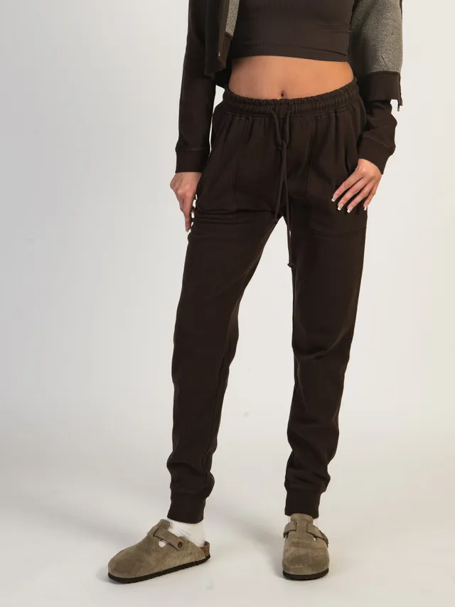 High Rise Fleece Varsity Jogger