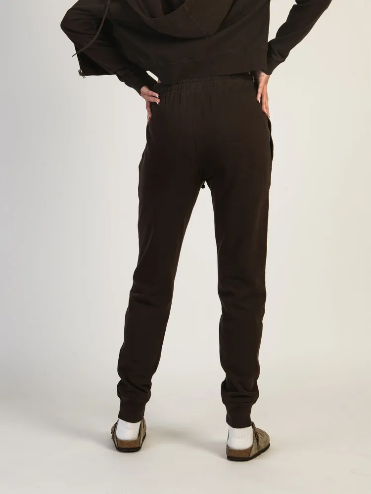 PANTALON DE JOGGING EN POLAIRE HARLOW HIGH RISE - CHOCOLAT