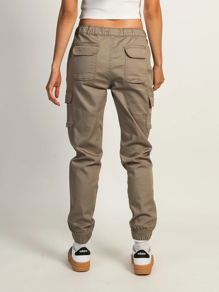 HARLOW DALLAS HYBRID JOGGER - MOCHA