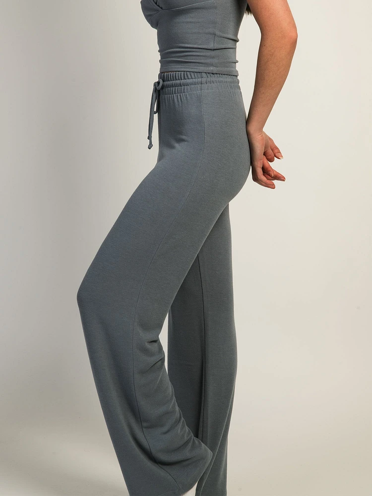 HARLOW MOLLY LOUNGE PANT - DENIM BLUE