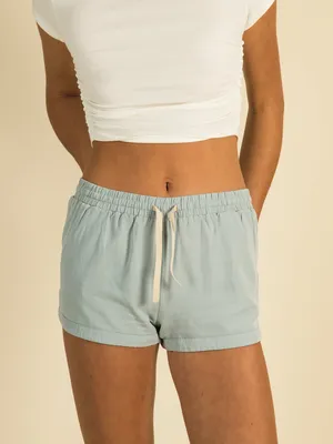 HARLOW SCALLOPED ELASTIC SHORT