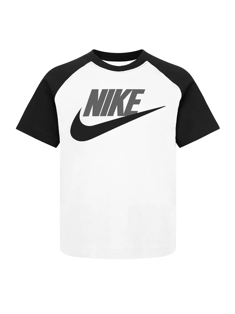 KIDS NIKE FUTURA RAGLAN T-SHIRT - CLEARANCE