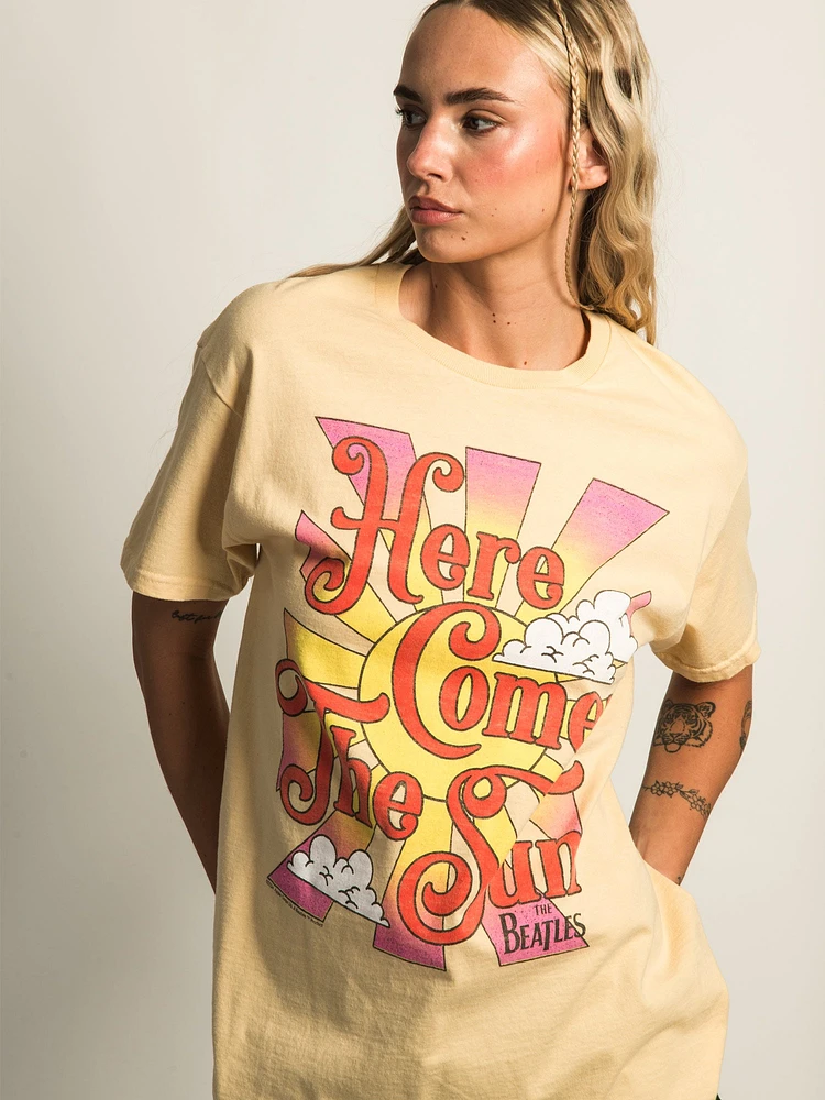 JUNK FOOD CLOTHING HERE COMES THE SUN T-SHIRT