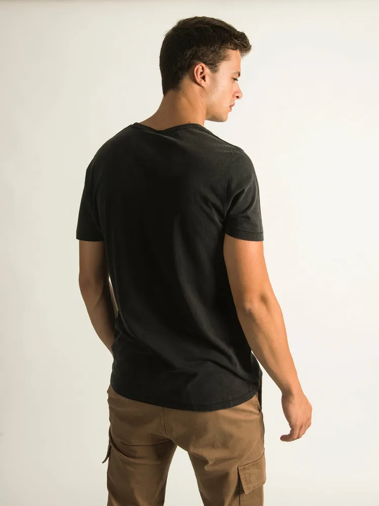 KOLBY GARMENT DYE SHORT SLEEVE POCKET T-SHIRT