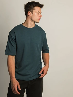 KOLBY BOXY FIT TEE - PERI