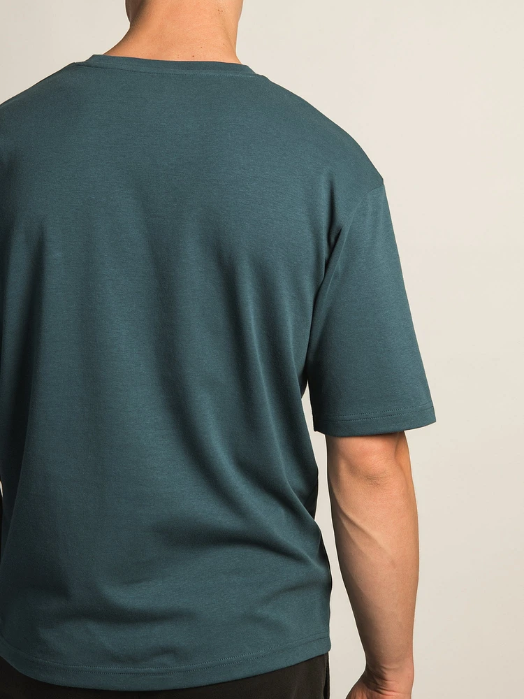 KOLBY BOXY FIT TEE - PERI