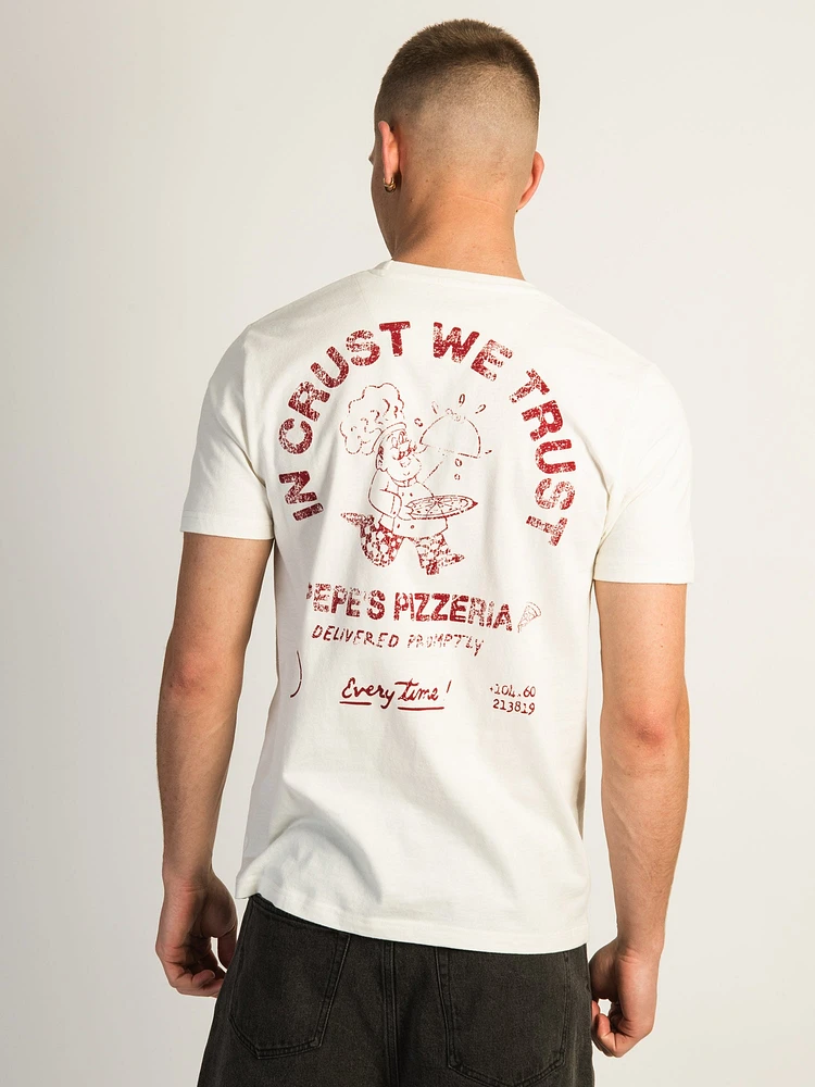 T-SHIRT KOLBY GRAPHIQUE – PEPE’S PIZZERIA