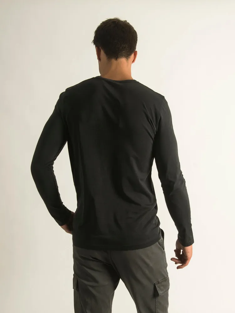 KOLBY GARMENT DYE LONG SLEEVE POCKET T-SHIRT