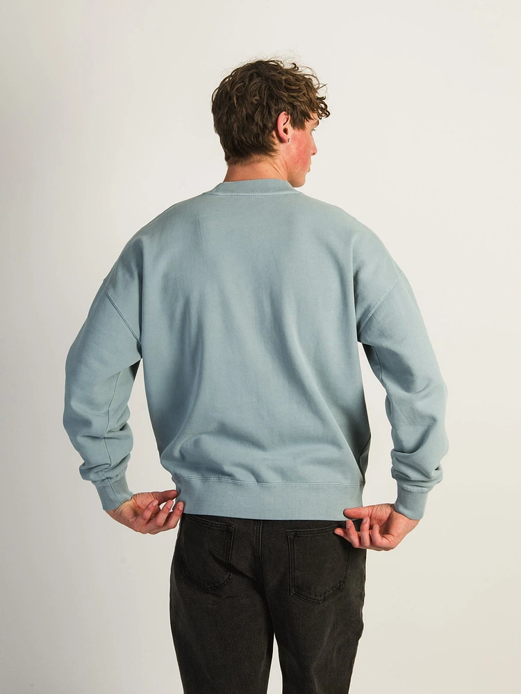 KOLBY RELAXED FIT CREW - POWDER BLUE