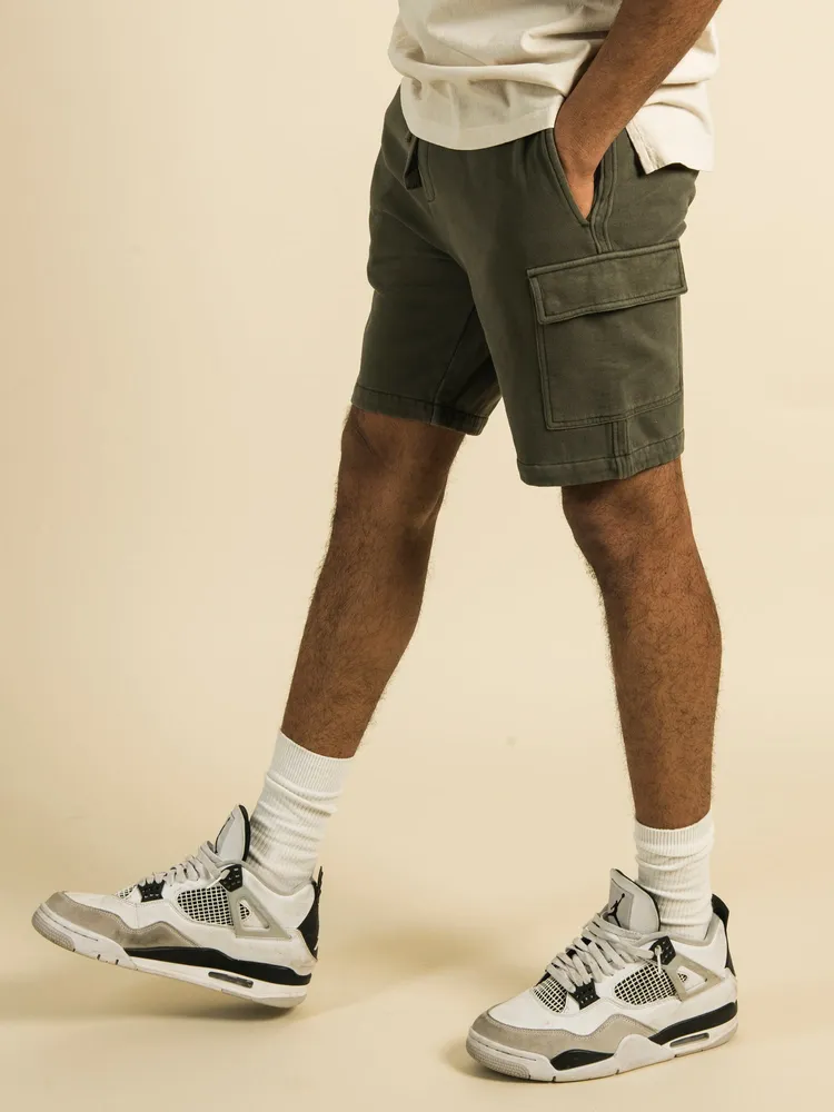 KOLBY GARMENT DYE FLEECE CARGO SHORT
