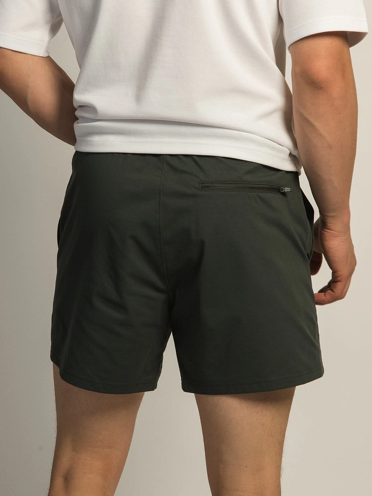 KOLBY STRETCH PULLON SHORT - VERT