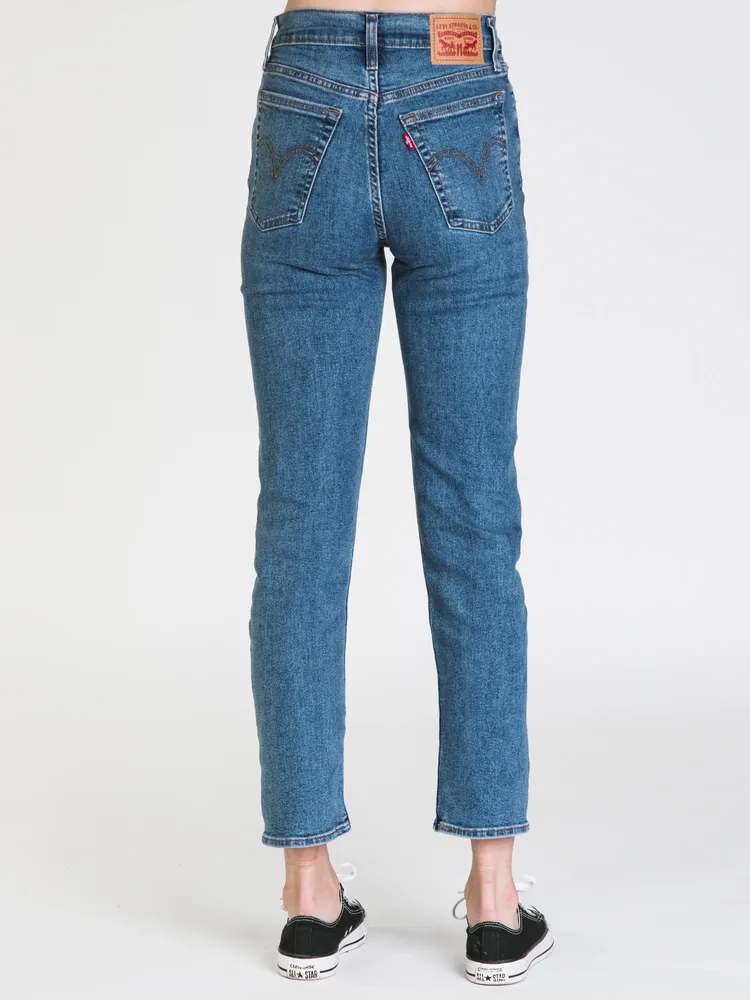 LEVIS WEDGIE STRAIGHT JEAN