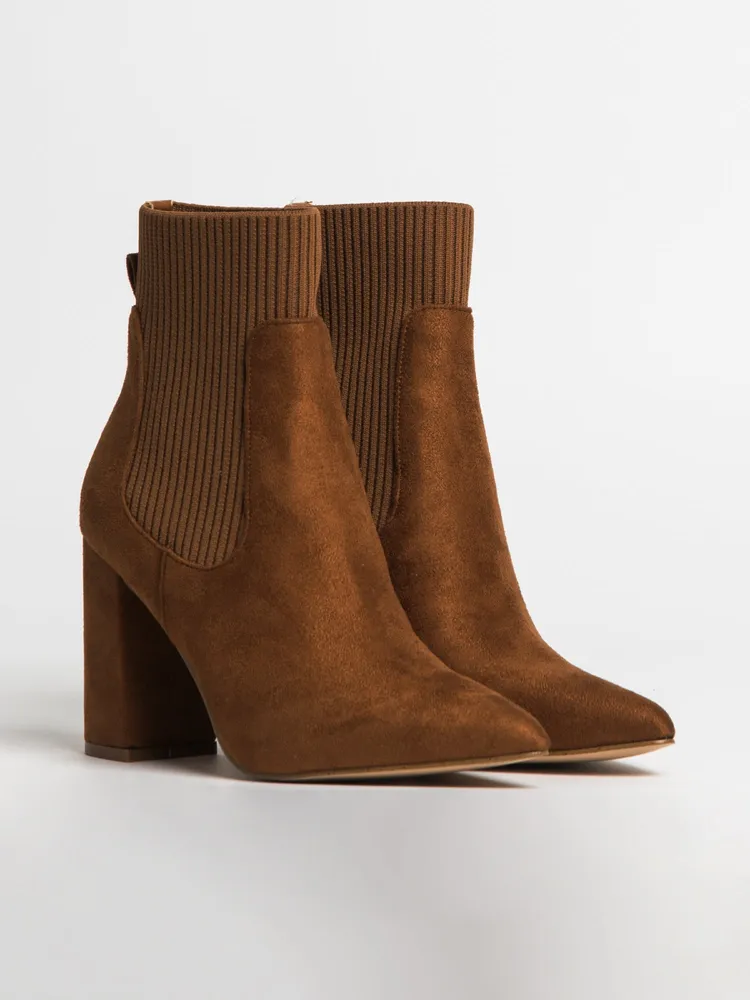 WOMENS STEVE MADDEN REVENGE BOOT