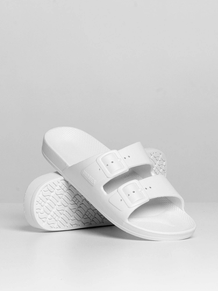 WOMENS FREEDOM MOSES WHITE SANDAL - CLEARANCE