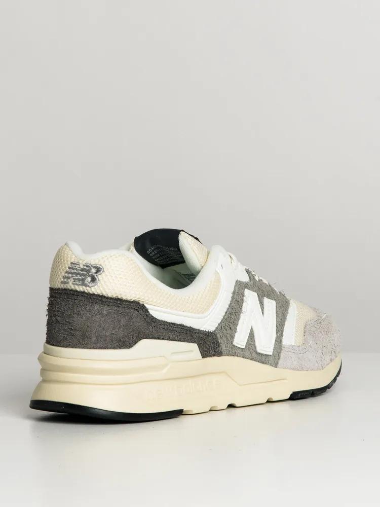 MENS NEW BALANCE THE 997 - LIGHT ALUMINUM SNEAKER