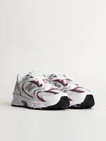 WOMENS NEW BALANCE THE 530 SNEAKER