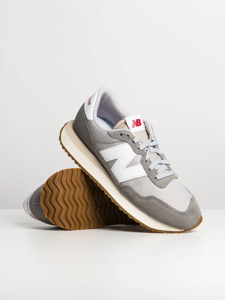 MENS NEW BALANCE THE 237 V1 SNEAKER