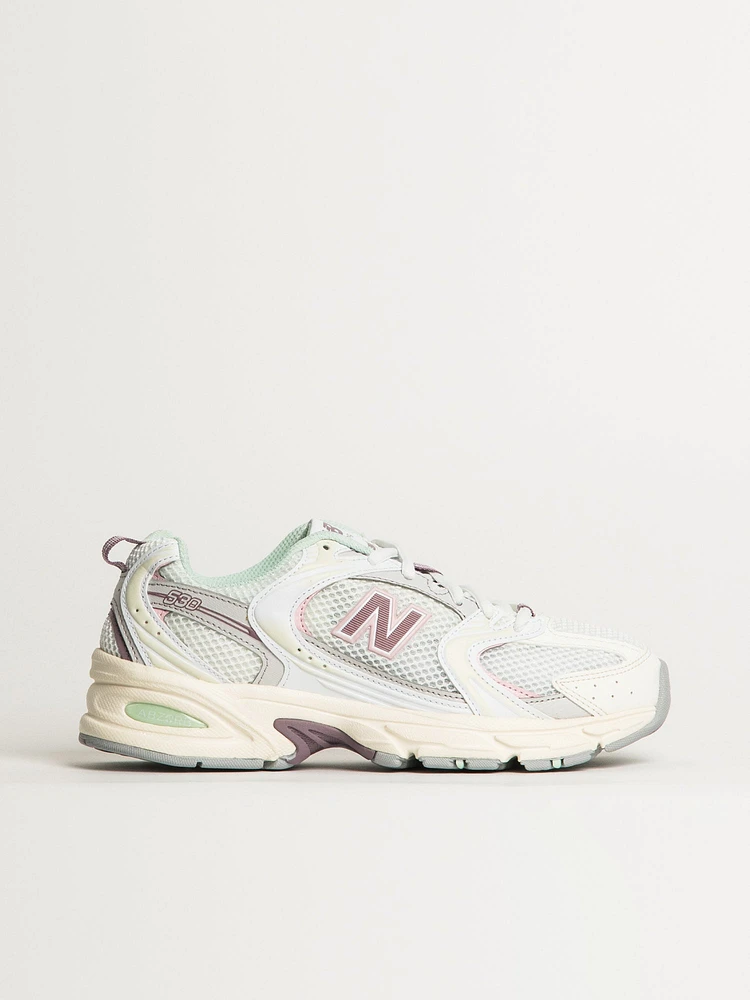 WOMENS NEW BALANCE THE 530 SNEAKER - SEA SALT/ICE WINE