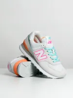 WOMENS NEW BALANCE THE 574 SNEAKERS