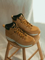 MENS NIKE MANOA LEATHER SNEAKER - CLEARANCE