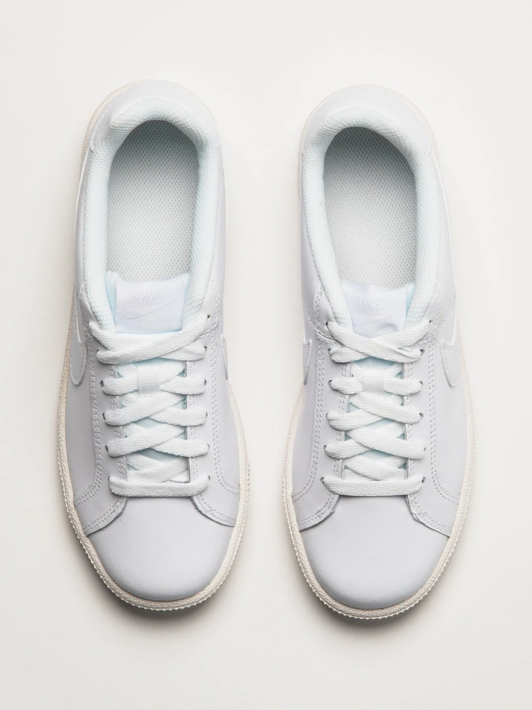 BASKETS NIKE COURT ROYALE POUR FEMMES - BLANC