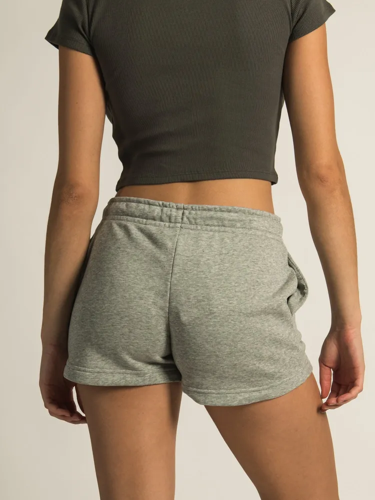 NIKE ESSENTIALS HLC HIGH RISE SHORT - CLEARANCE